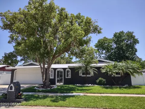 3643 Dame St, Port Orange, FL 32129