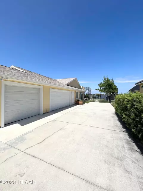 1415 Oak Forest Dr, Ormond Beach, FL 32174 photo 3