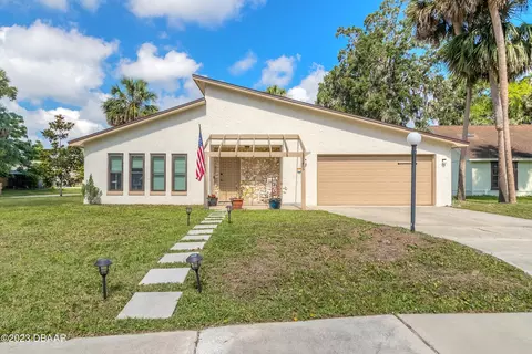 489 Hopi Ct, Port Orange, FL 32127