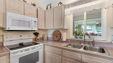 2008 Lime Tree Dr, Edgewater, FL 32141 photo 10
