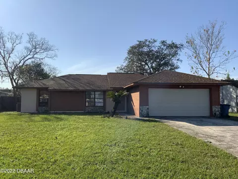2071 Galahad Dr, Deltona, FL 32738
