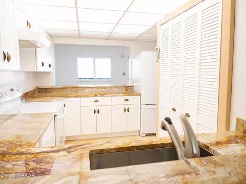 89 S Atlantic Ave #1402, Ormond Beach, FL 32176 photo 7