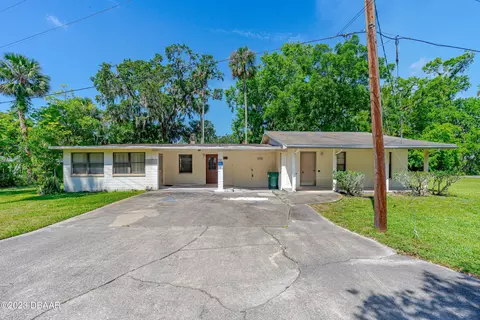 703 Avenue A, Holly Hill, FL 32117