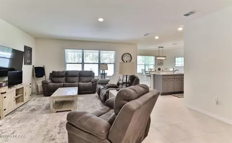 196 Sunset Point Dr, Ormond Beach, FL 32174 photo 4