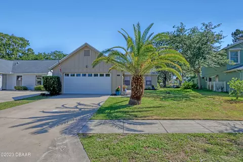 726 Pine Shores Cir, New Smyrna Beach, FL 32168
