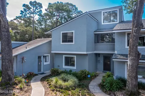 704 Saint Matthew Cir, Altamonte Springs, FL 32714