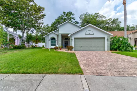 533 Cedaredge Dr, New Smyrna Beach, FL 32168