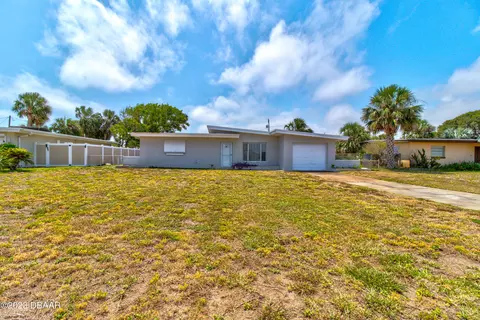 108 White Cap Ave, Daytona Beach Shores, FL 32118