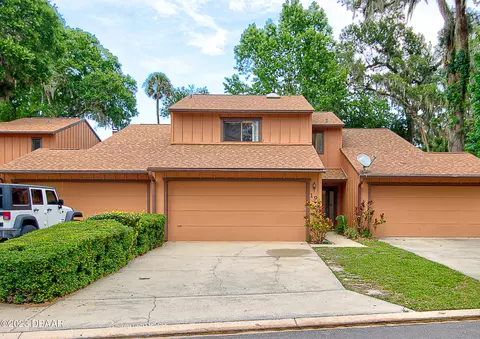 19 Park Pl, Ormond Beach, FL 32174 photo 2
