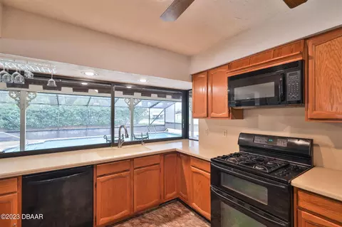 2945 Orange Tree Dr, Edgewater, FL 32141 photo 14