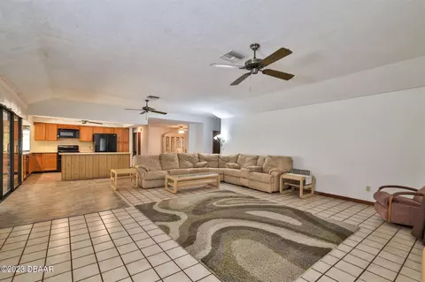 2945 Orange Tree Dr, Edgewater, FL 32141 photo 10