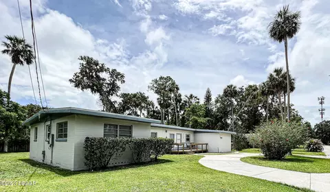 947 Longshadow Rd, South Daytona, FL 32119