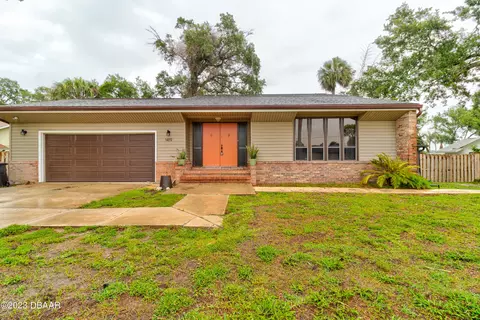 1419 N Beach St, Ormond Beach, FL 32174 photo 2