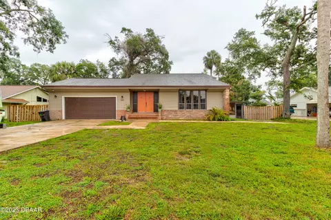 1419 N Beach St, Ormond Beach, FL 32174