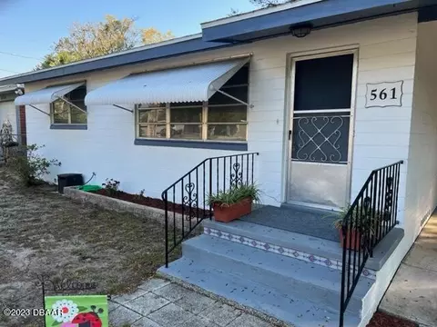 561 Berkshire Rd, Daytona Beach, FL 32114