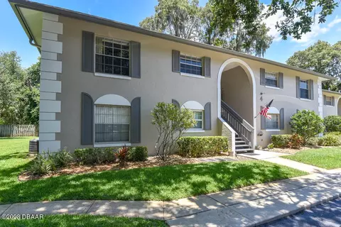 203 S Orchard St #4C, Ormond Beach, FL 32174