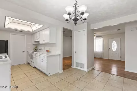 123 Seville St, Ormond Beach, FL 32174 photo 5