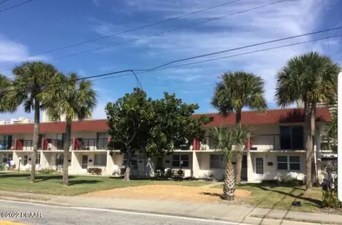 3433 S Peninsula Dr #10, Daytona Beach Shores, FL 32118