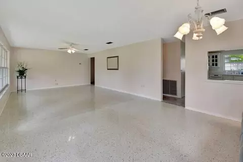 616 N Riverside Dr, Edgewater, FL 32132 photo 4