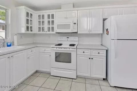 616 N Riverside Dr, Edgewater, FL 32132 photo 7