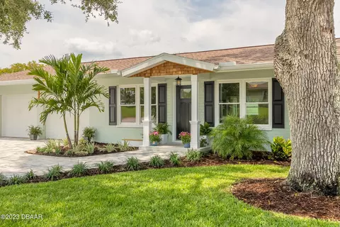 322 N Halifax Dr, Ormond Beach, FL 32176 photo 2