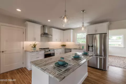 322 N Halifax Dr, Ormond Beach, FL 32176 photo 3