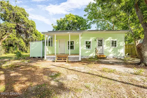 1213 Alcazar St, Daytona Beach, FL 32117