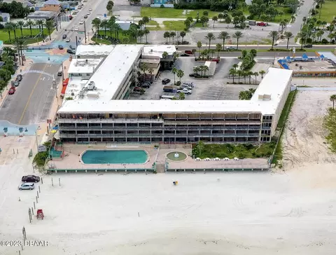 219 S Atlantic Ave #415, Daytona Beach, FL 32118