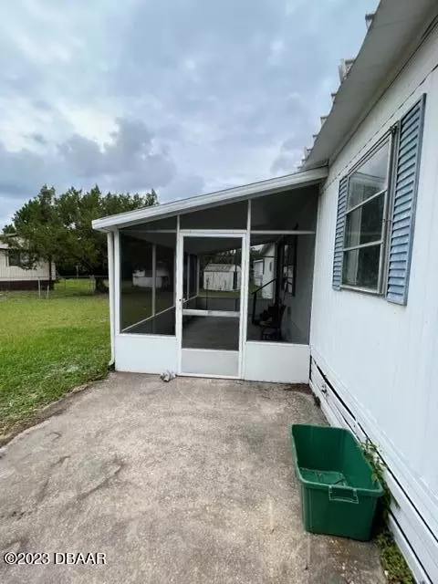 112 West Loop, Oak Hill, FL 32759 photo 16