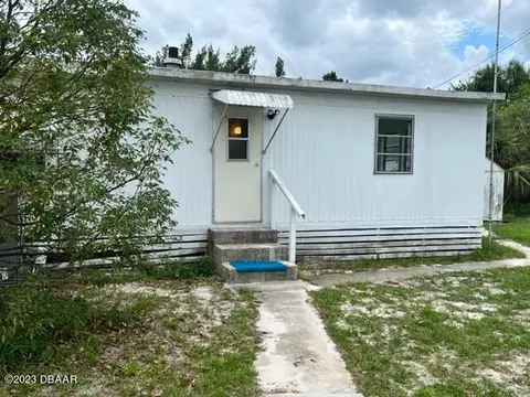 112 West Loop, Oak Hill, FL 32759 photo 19