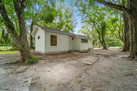 336 S Delaware Ave, Deland, FL 32720