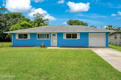 908 Hibiscus Ave, Holly Hill, FL 32117