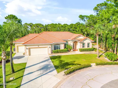 101 Golden Plover Ct, Daytona Beach, FL 32119