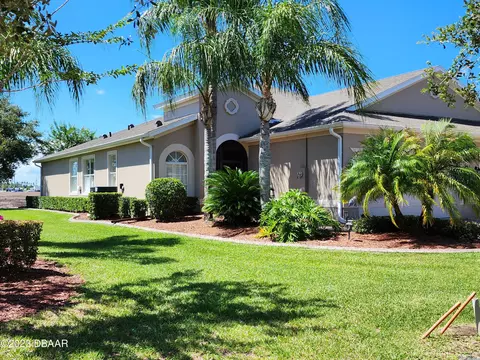 180 Mendoza Cir, Daytona Beach, FL 32124