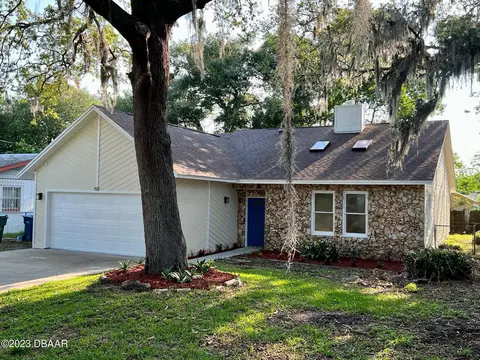 1511 Granada Ave, Daytona Beach, FL 32117