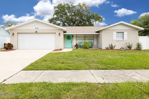 1429 Edgewater Rd, Daytona Beach, FL 32114