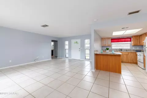 440 Division Ave, Ormond Beach, FL 32174 photo 3