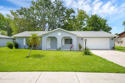 793 Aspen Dr, South Daytona, FL 32119