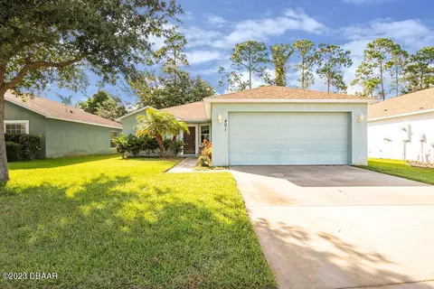 401 Dahoon Holly Dr, Daytona Beach, FL 32117