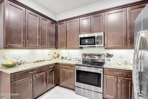 840 Pinewood Dr, Ormond Beach, FL 32174 photo 9