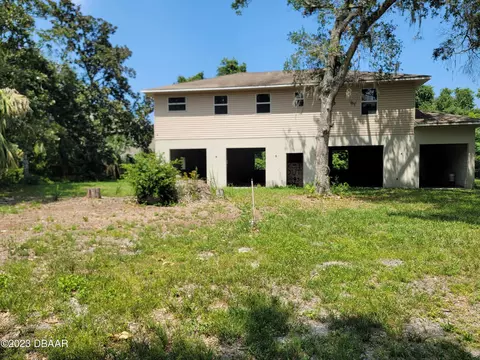 524 7th St, Holly Hill, FL 32117