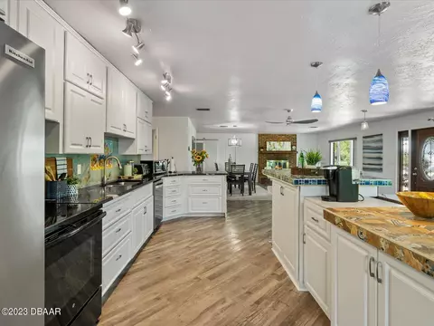 130 E Palm Way, Edgewater, FL 32132 photo 21