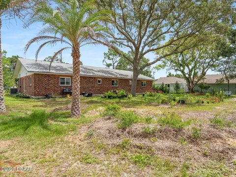 130 E Palm Way, Edgewater, FL 32132 photo 5