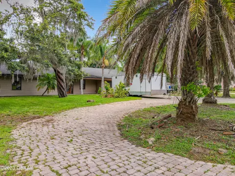 1127 Roberts St, Ormond Beach, FL 32174 photo 2