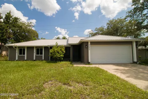 2080 S Parkton Dr, Deltona, FL 32725
