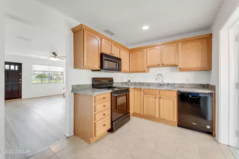 33 Tropical Dr, Ormond Beach, FL 32176 photo 3