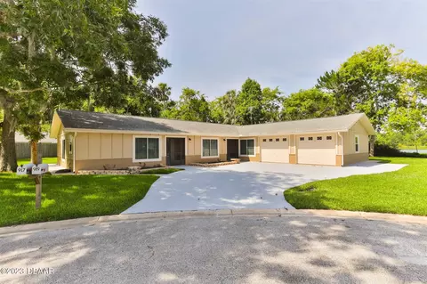 917 Kingsport Ct, Holly Hill, FL 32117