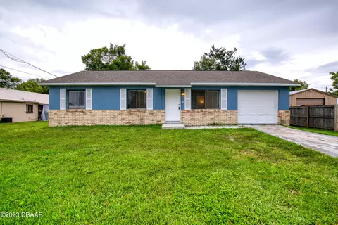 622 6th St, Holly Hill, FL 32117