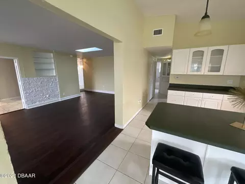 204 Lynnhurst Dr, Ormond Beach, FL 32176 photo 7