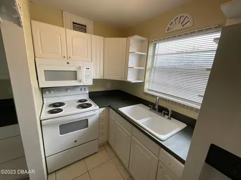 204 Lynnhurst Dr, Ormond Beach, FL 32176 photo 12